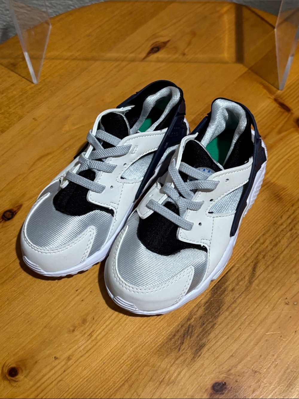 Nike Kids White, Black & Gray Athletic Sneakers 9C